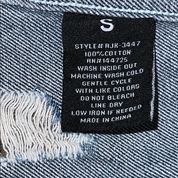 American Bazi distressed jean Shacket size S - Picture 7 of 7